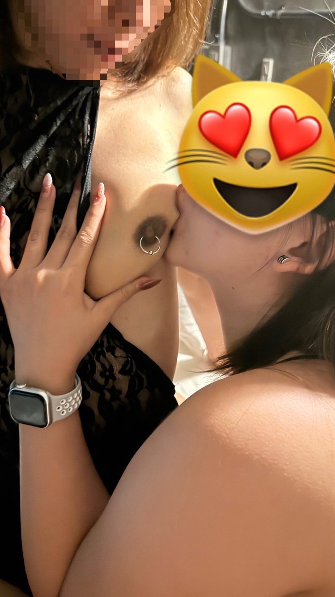 Darkroom 🌑 couples tweet media