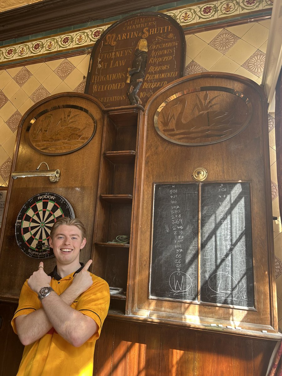 Bobbi Huyton tweet media