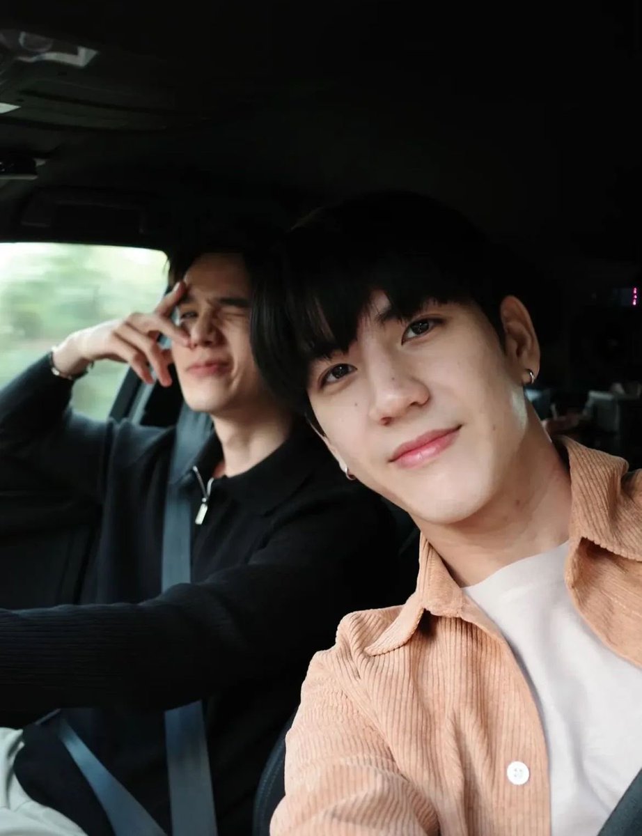 jimseajs's tweet photo. looking for nomnom moots — 

hi i’m ann, not new to the fandom, a jimmysea stan since the beginning🥑🌊

✿ european girl
✿ ENFJ
✿ she/her
✿ jimmysea mainly 
✿ loves kdrama &amp; jdrama &amp; cdrama

♡/↻ to become moots!  #jimmysea #nomnom https://t.co/byNopd9H5f