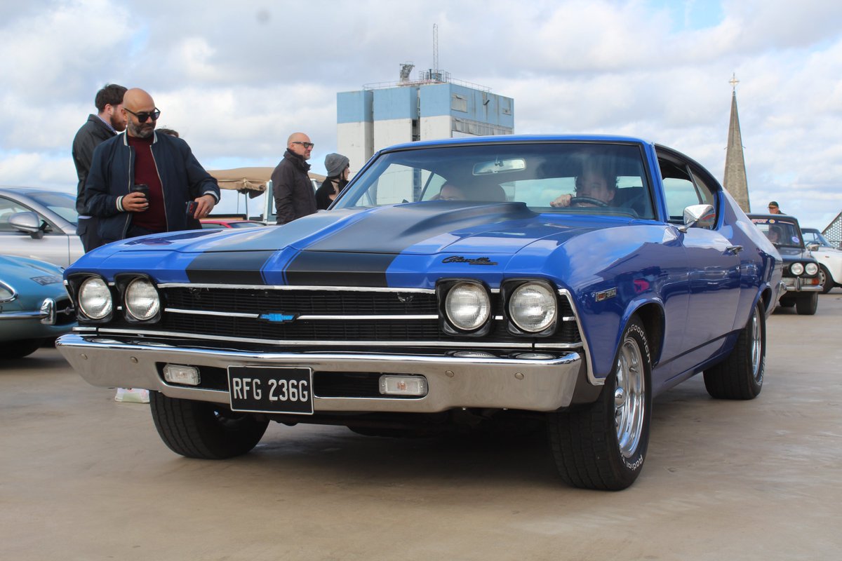 James Elliott tweet media