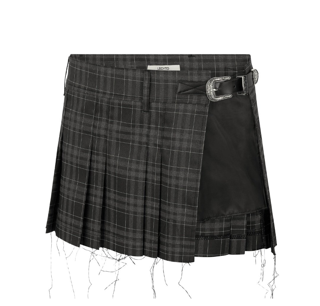 KHJ_H0NGSTYLE's tweet photo. Hongjoong skirt info 🫣📌

[260314] KIM HONGJOONG during concert in Manila 

LECYTO 
Layered Short Check Skirt
₩112,000
🔗 : https://t.co/HL03NMhnHv

#HONGJOONG #홍중 #ホンジュン 
#ATEEZ #ATEEZinManila @ATEEZofficial #Lecyto https://t.co/COxu5SjCg5