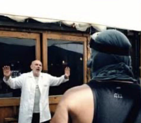 Christopher Landau tweet media