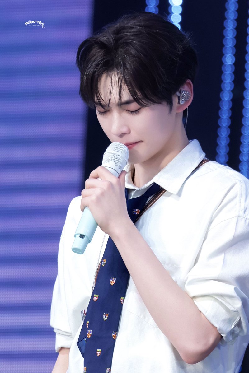 260315

눈이 빨개진 모습도 너무 예뻐

#성한빈 #SUNGHANBIN #ソンハンビン #ZEROBASEONE #ZB1 #제로베이스원