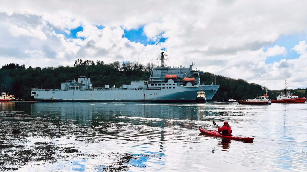 Navy Lookout tweet media