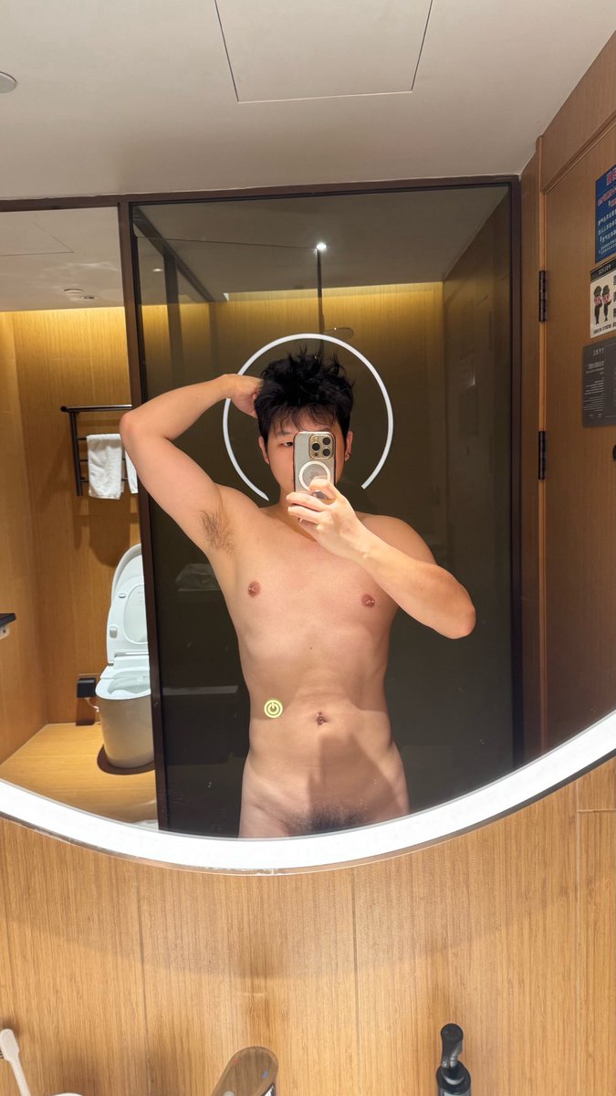 BalmySlime tweet media