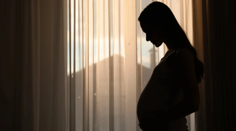 Крики, образи чи "витискання" дитини: 67% опитаних ООН жінок зазнали акушерського насильства
life.pravda.com.ua/society/1-z-10…