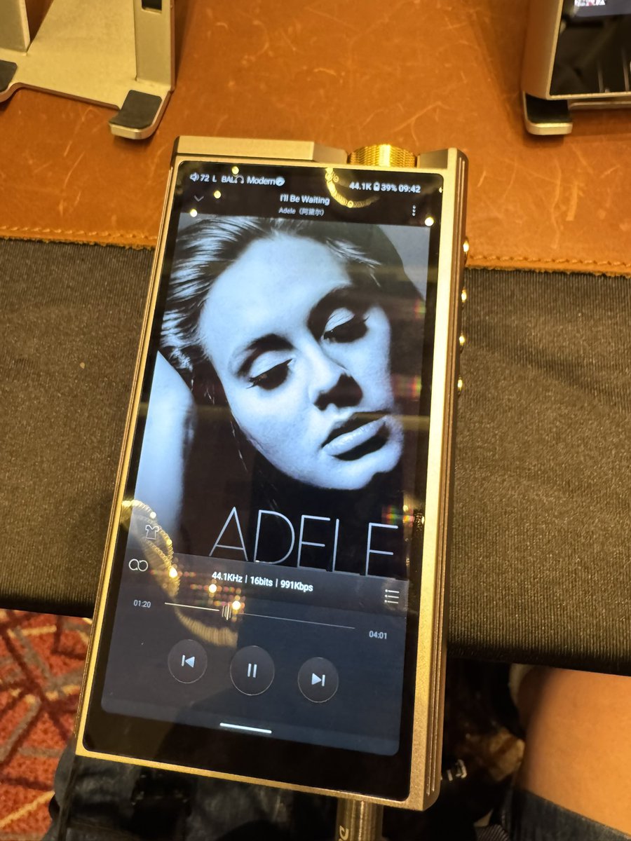 Bluethunder tweet media