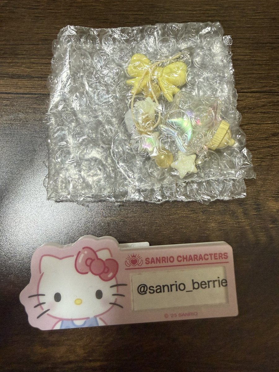 kitty☺︎ tweet media