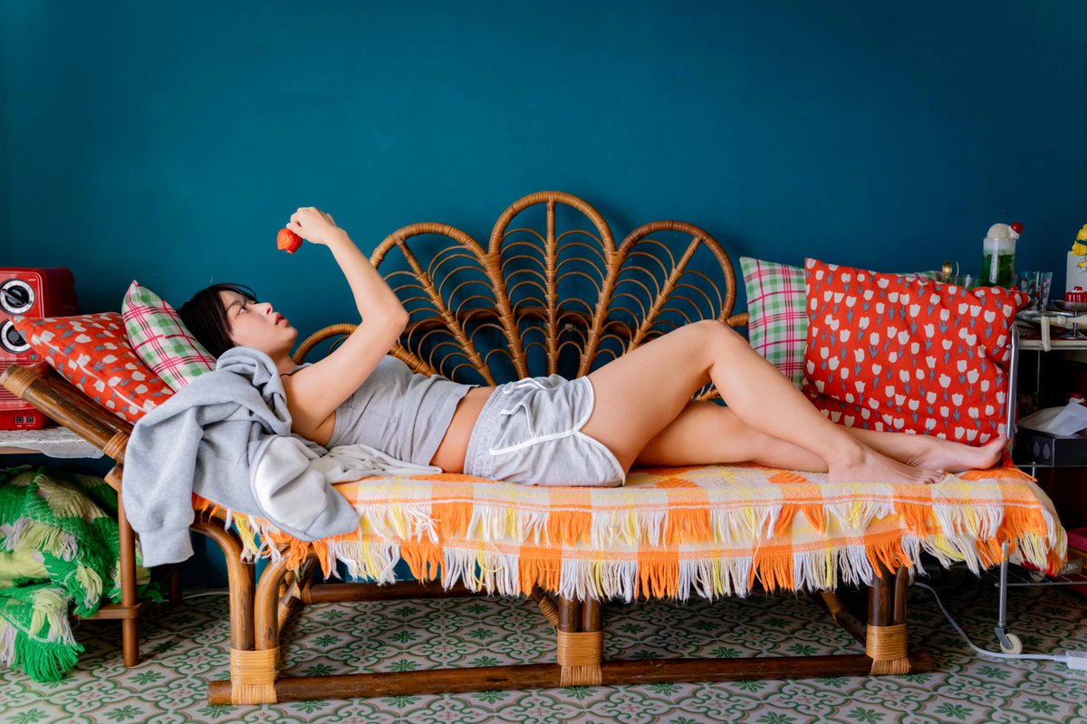 フロン tweet media