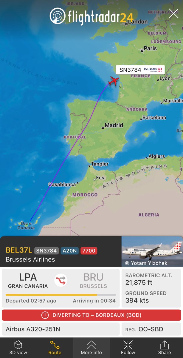 #SN3784 from Gran Canaria to Brussels squawking 7700 and diverting to Bordeaux. 
fr24.com/BEL37L/3ec05bc3