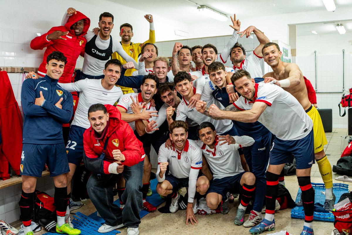 TerrassaFC's tweet photo. 🚀🚀🚀 EL 3️⃣R TRIOMF EGARENC CONSECUTIU AMB PORTERIA A ZERO JA ÉS AQUÍ, #TERRASSISTES!

🙌 AMUNT #TERRASSA! 🙌 https://t.co/ENXvA0SnZ0