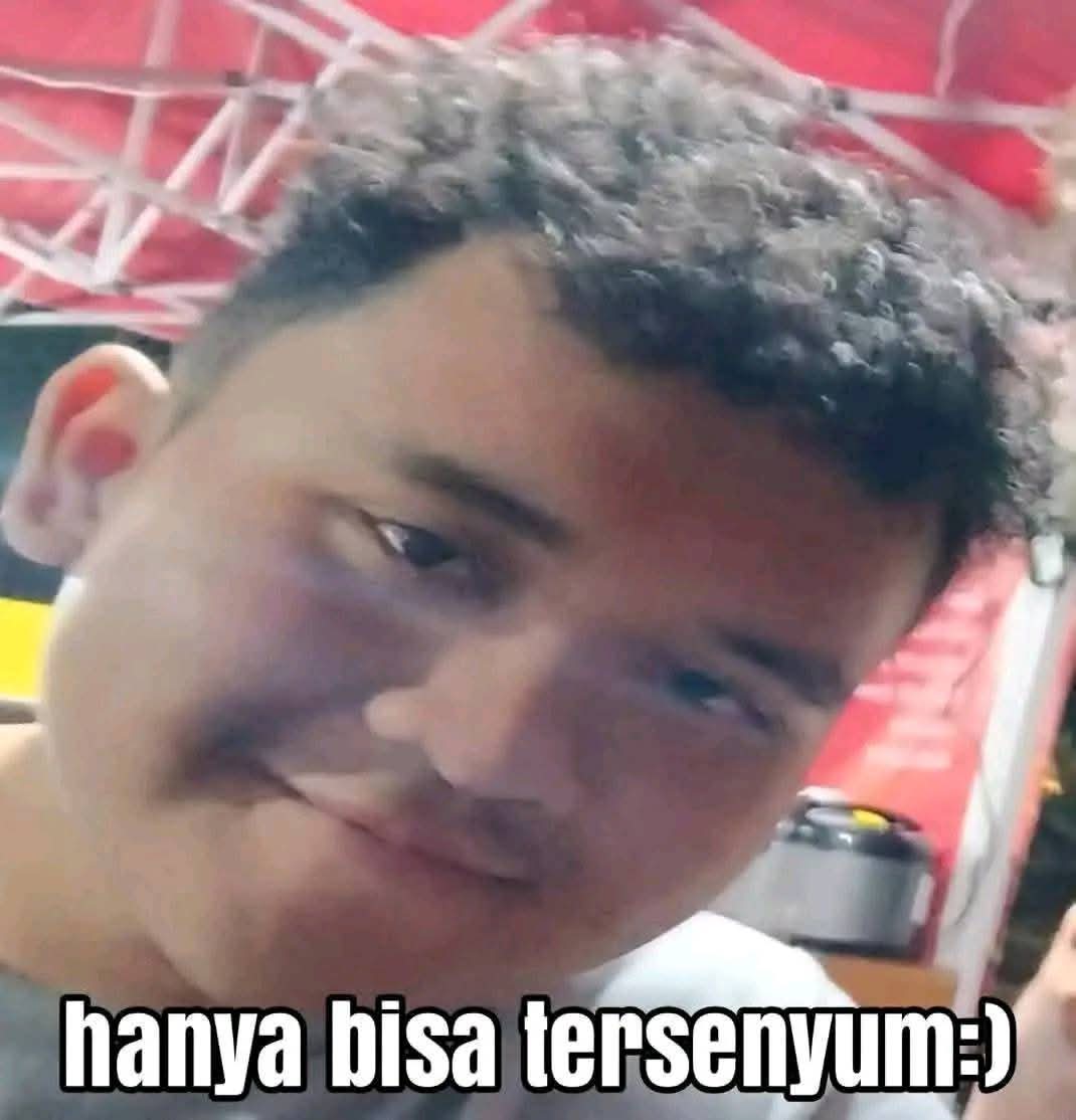 udang goreng yang berkabung 🌼 tweet media