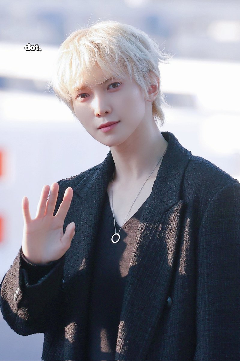 𝗱𝗼𝘁. tweet media