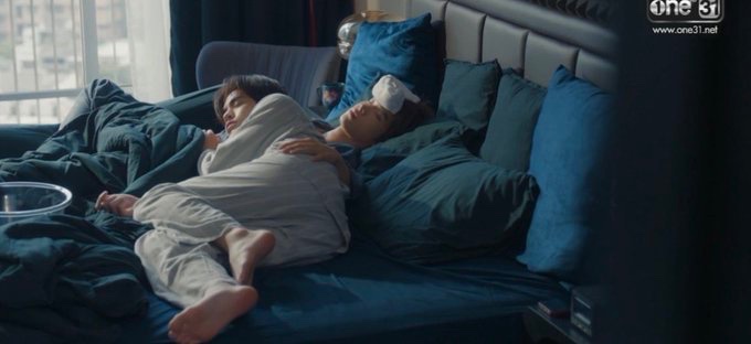 moonxest's tweet photo. lately we talked about the need for queer intimacy representation on screen and i’m so glad we’re seeing that with dwy. the little kisses, the clinginess, the open conversations about sex.. it makes them feel like real people in a real relationship, not just characters https://t.co/abBJU6H8zm