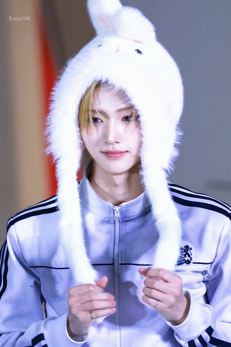 witheredrose_ tweet media