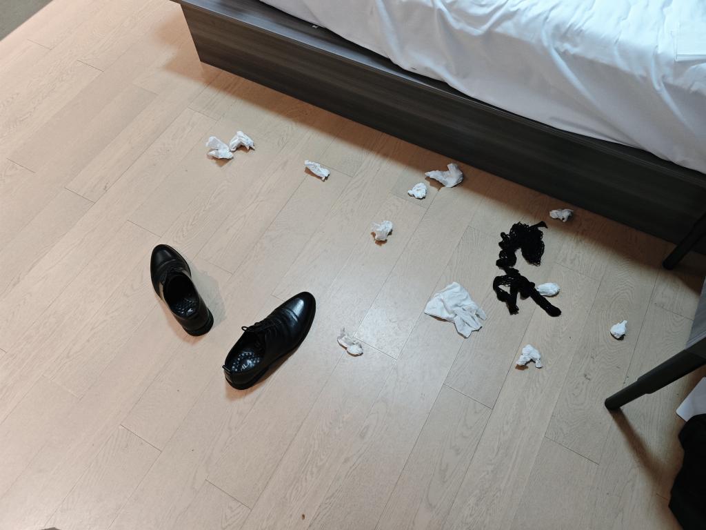 zzs1080's tweet photo. 一夜四次  可爱高中生
#正装 #西安  #皮鞋黑袜  #内射 https://t.co/KKavLEYtLu