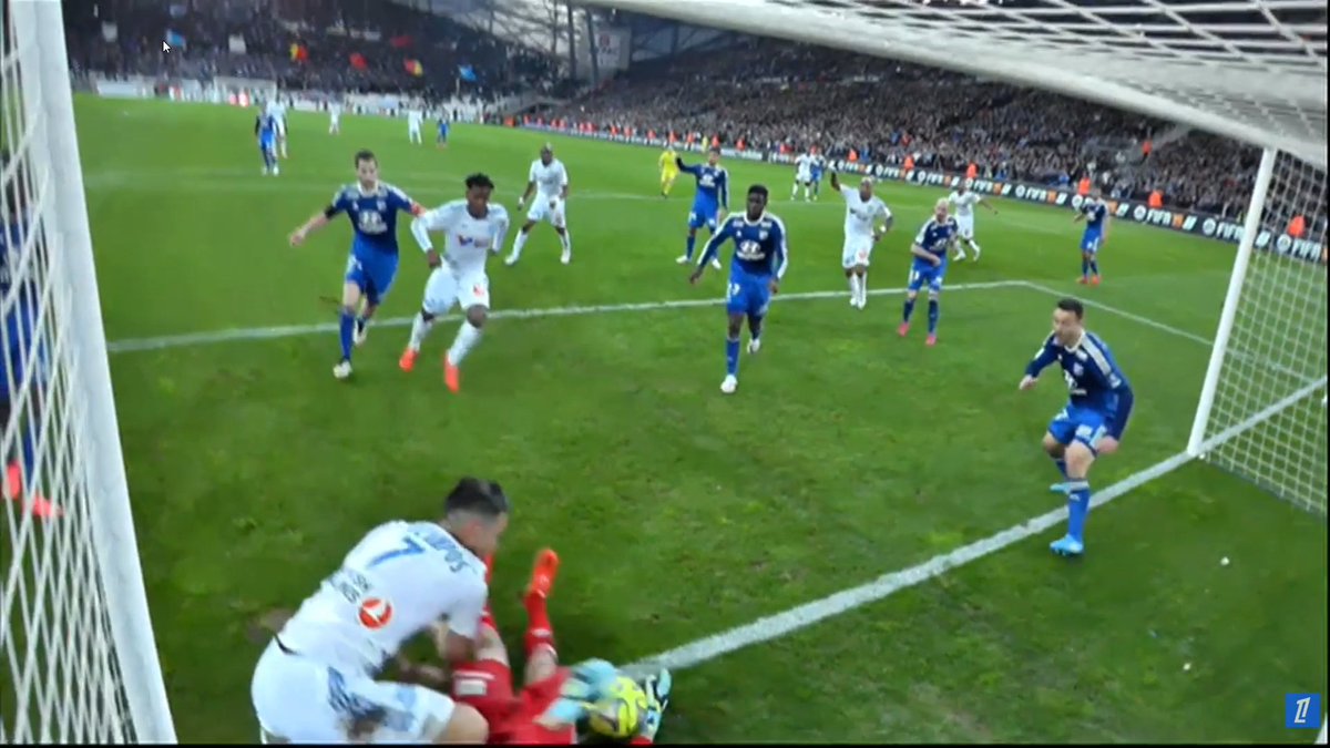 Check VAR Ligue 1 tweet media