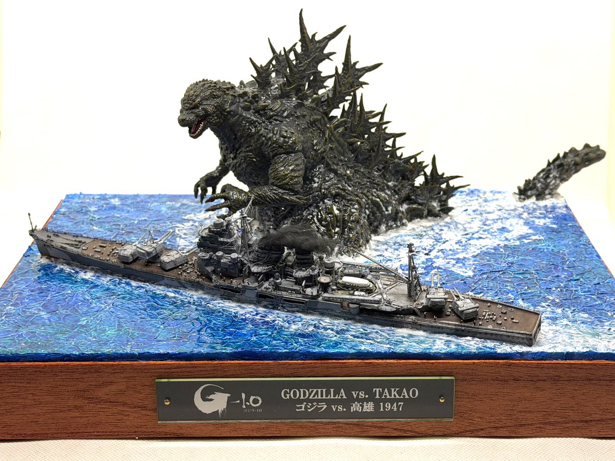 ZavodKinoshita's tweet photo. ゴジラvs.高雄　新作ジオラマです。 https://t.co/3fGqwPMRqg
