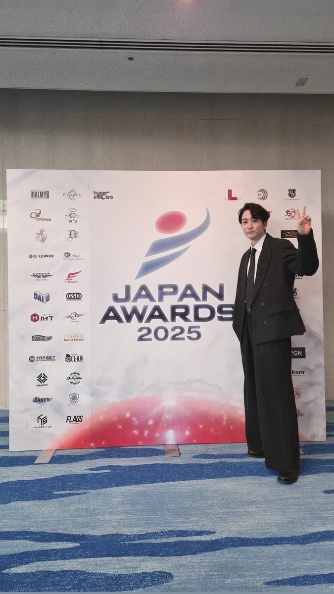 L4zyAlone180's tweet photo. JAPAN年間ランキング5位🏆
みんないつも応援ありがとう！ https://t.co/4WUPDjYoMN