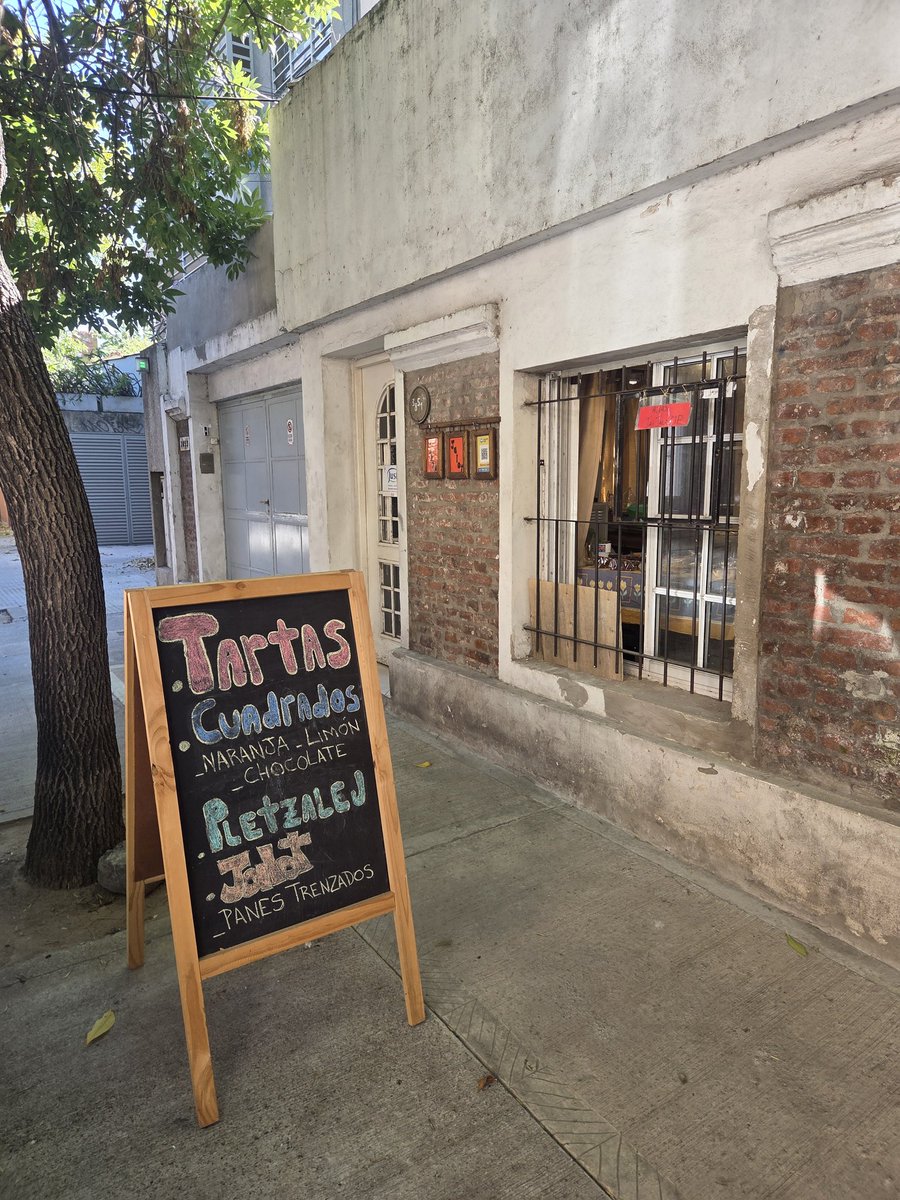 Ariel Mesch tweet media