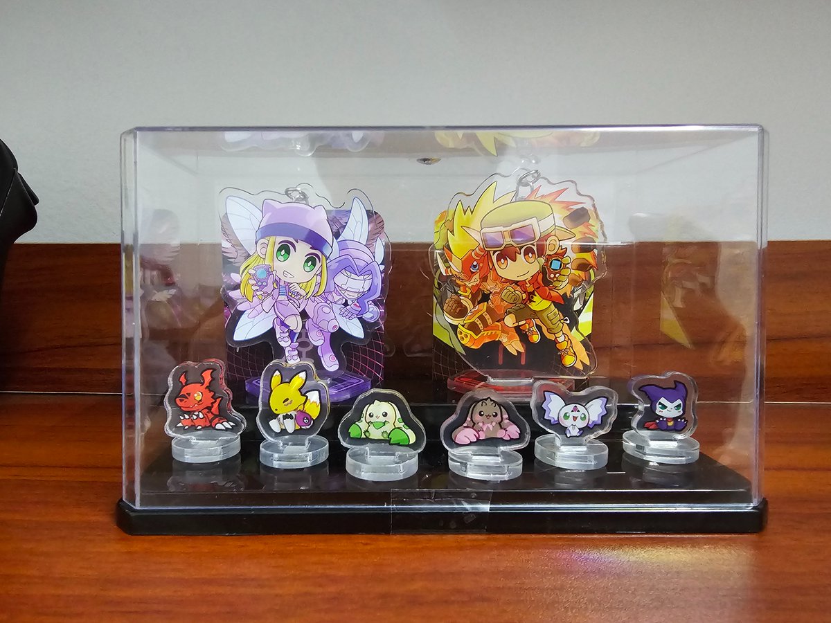 Laserbook tweet media