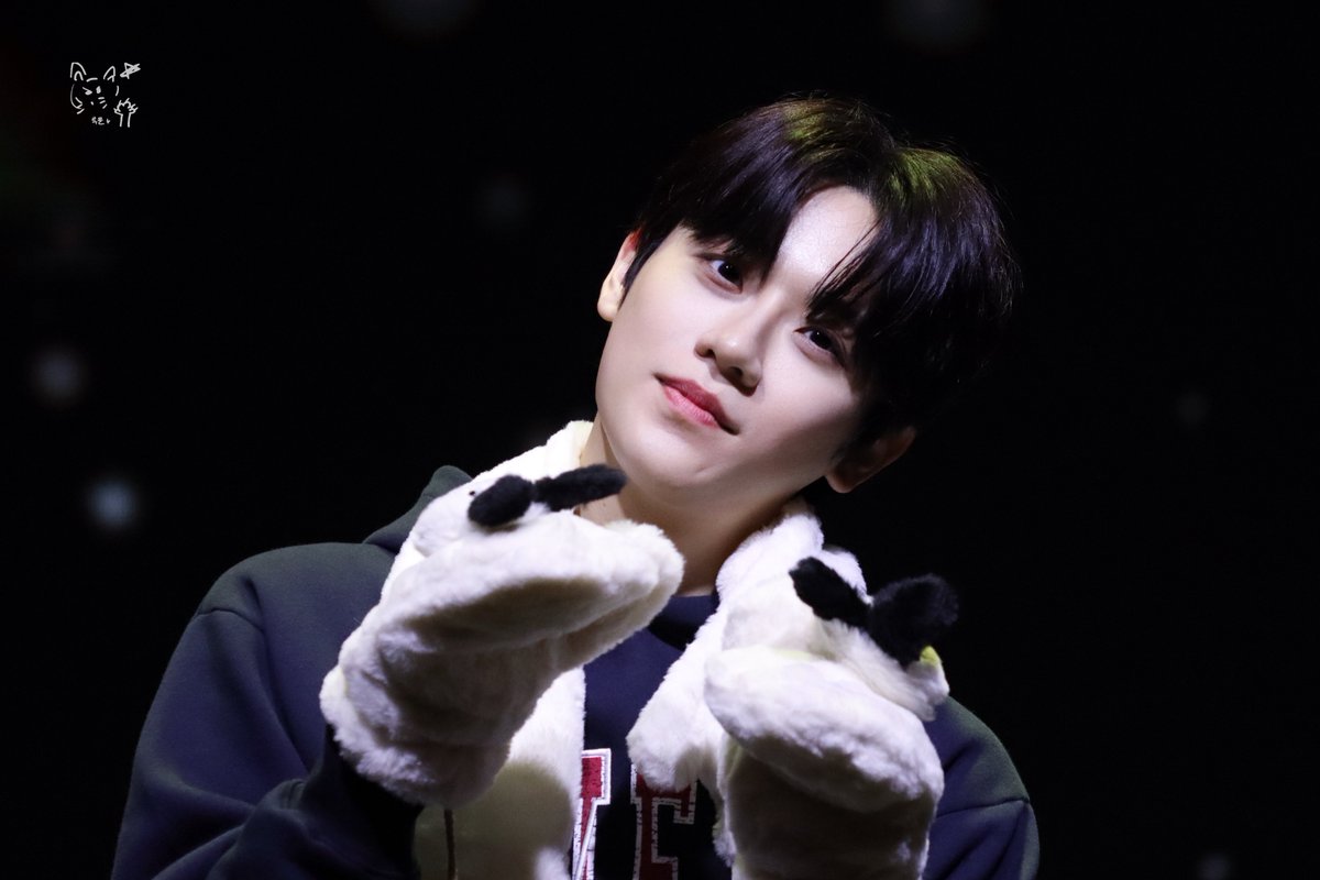 260307 #금동현

이번 주도 고생 많았움!

🫳🏻
🐶