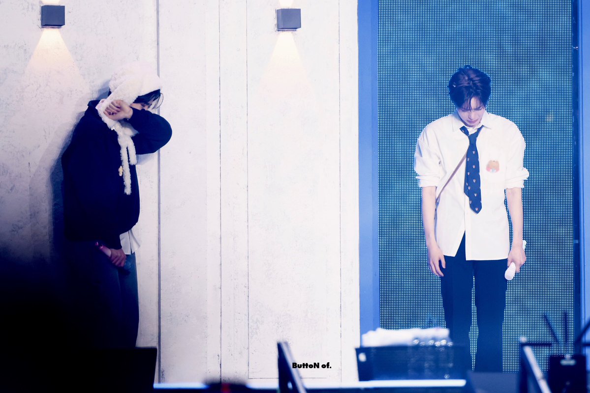 𝑩𝒖𝒕𝒕𝒐𝒏 𝐨𝐟 tweet media