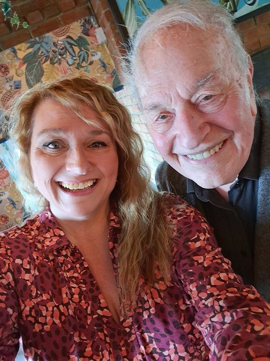 @RadioLisa1 tweet media