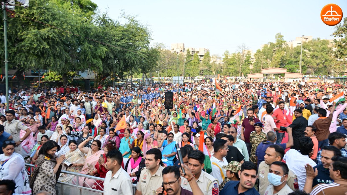 Dr. Abhishek Verma, Chief National Coordinator, ShivSena NDA attended the Shraddhanjali Sabha of late Tarun Kumar in Uttam Nagar and stood in solidarity with the grieving family following the brutal killing of the young man on Holi, 4 March 2026, by a Muslim mob, an incident that