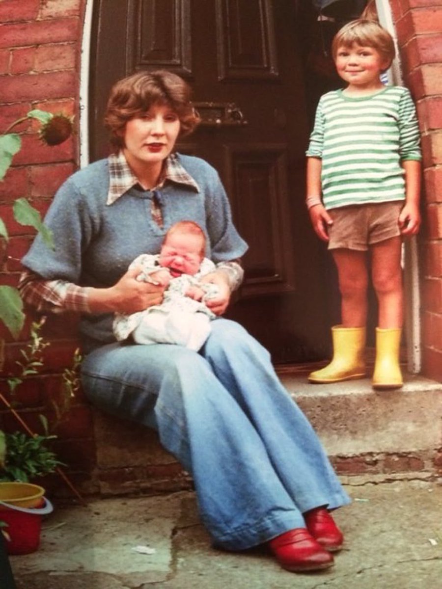 helen warlow tweet media