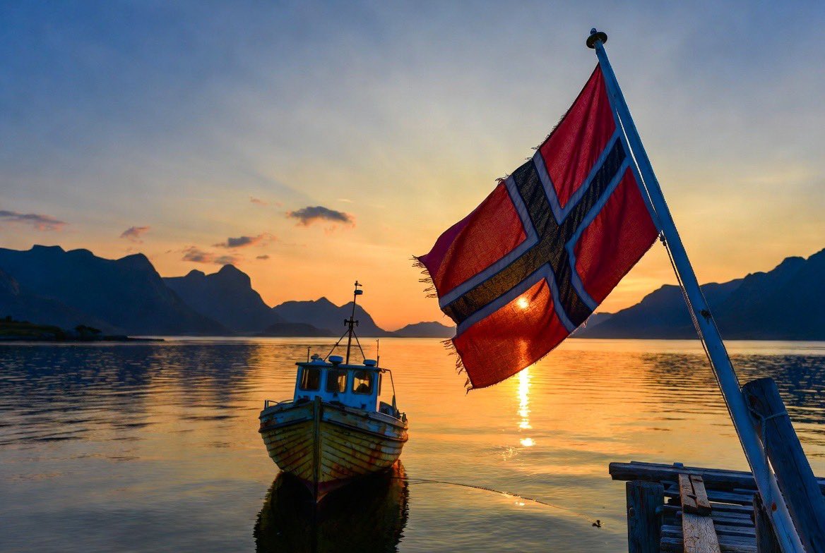 Talk to me Goose tweet media