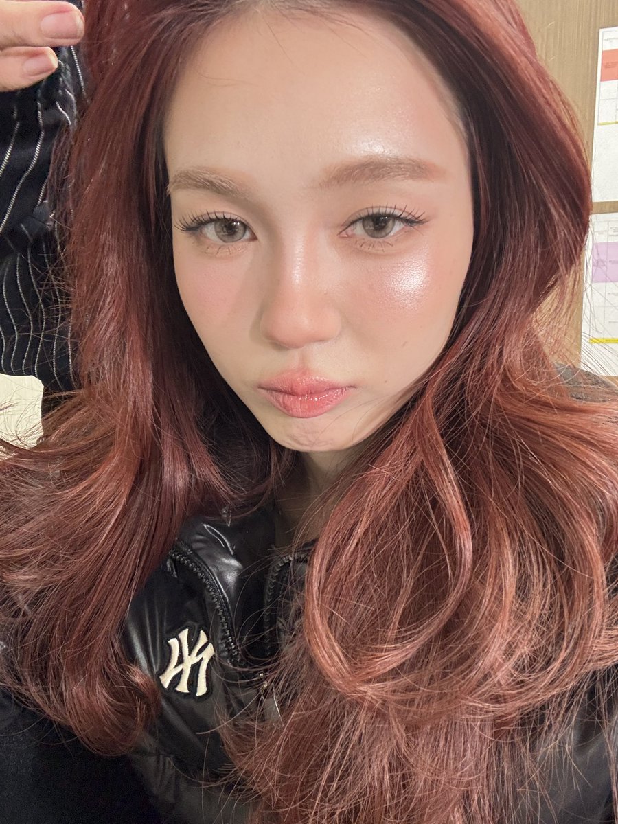 เลิฟรัก tweet media