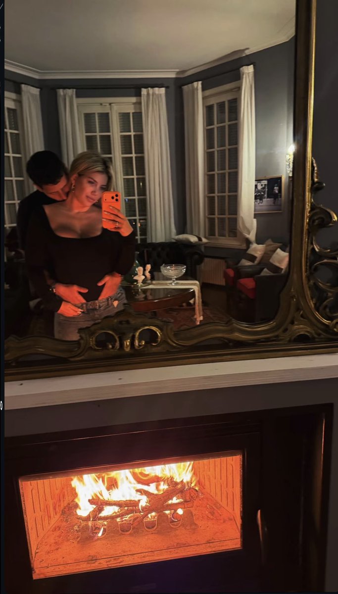 Naiara Vecchio ♔ tweet media