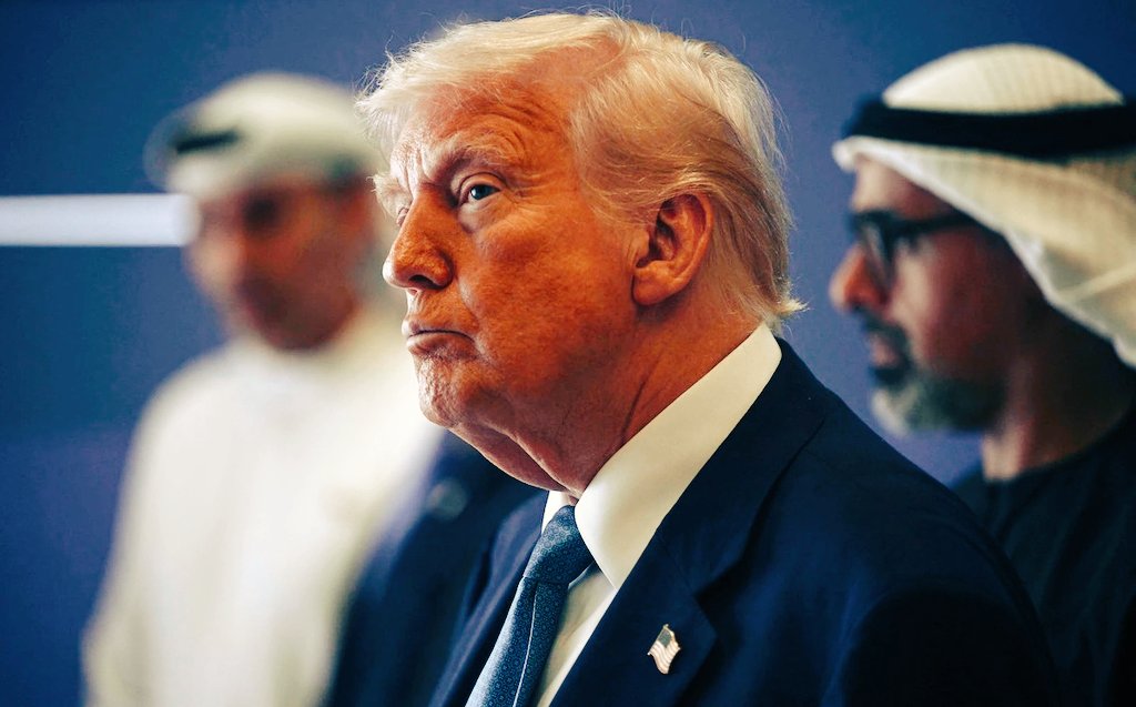 🚨 BREAKING 

IRANIAN OFFICIAL ON TRUMP:

We may soon target businesses and real estate owned by the Trump Family in the Middle East