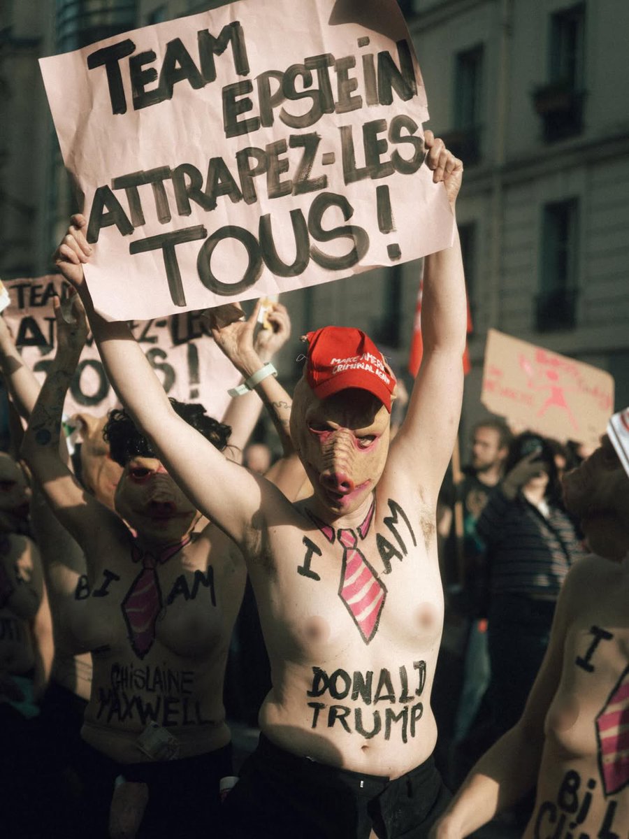 Antifa_Ultras tweet media