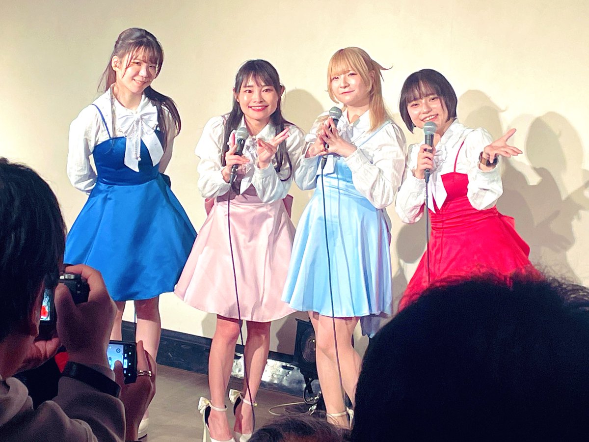 しずくいし tweet media