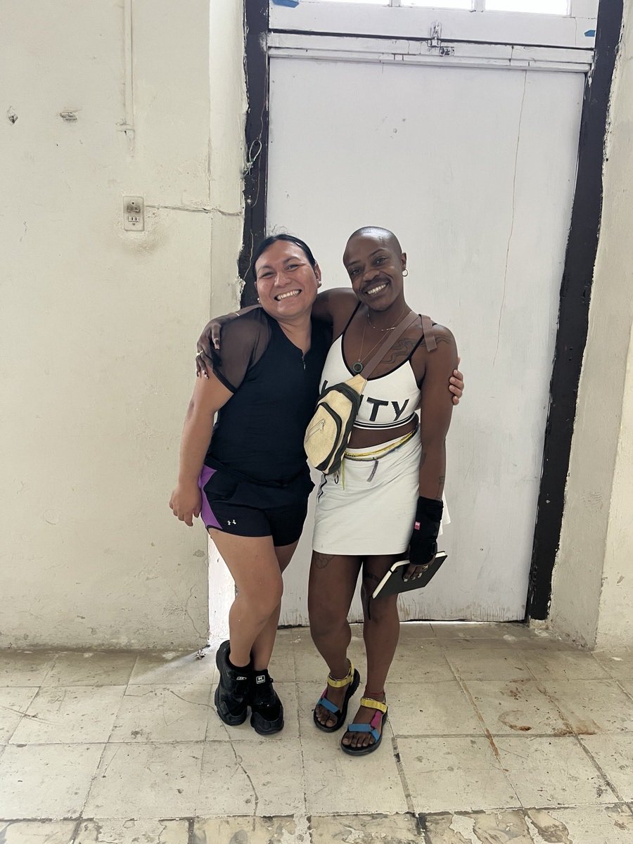 predicate ashes tweet media