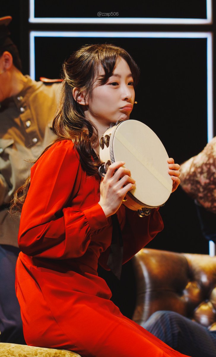 260315 미드나잇:액터뮤지션 낮공 포토타임

우먼 #김서연