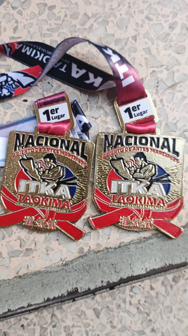 moisesapr's tweet photo. Agradezco mucho a Dios por darme la oportunidad de participar en el Torneo Abierto de Artes Marciales Libres, organizado por el Máster José Vázquez @Team_avamix 🥋☯️🥋
#Kenpo
#KenpoKarate
#ArtesMarciales
#InfinityKenpoKarate
#AVAMIX https://t.co/0frC8XRisX