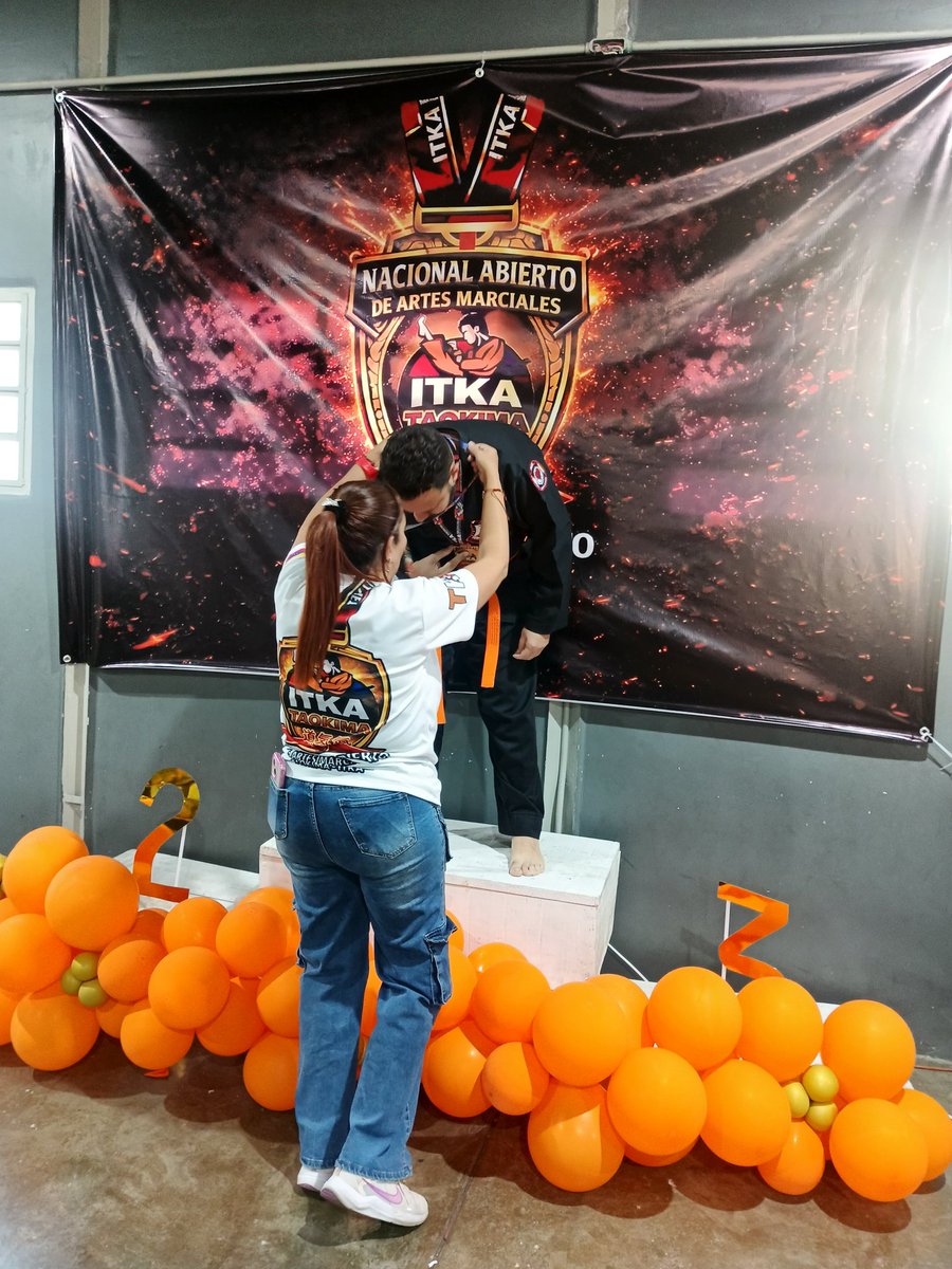 moisesapr's tweet photo. Agradezco mucho a Dios por darme la oportunidad de participar en el Torneo Abierto de Artes Marciales Libres, organizado por el Máster José Vázquez @Team_avamix 🥋☯️🥋
#Kenpo
#KenpoKarate
#ArtesMarciales
#InfinityKenpoKarate
#AVAMIX https://t.co/0frC8XRisX