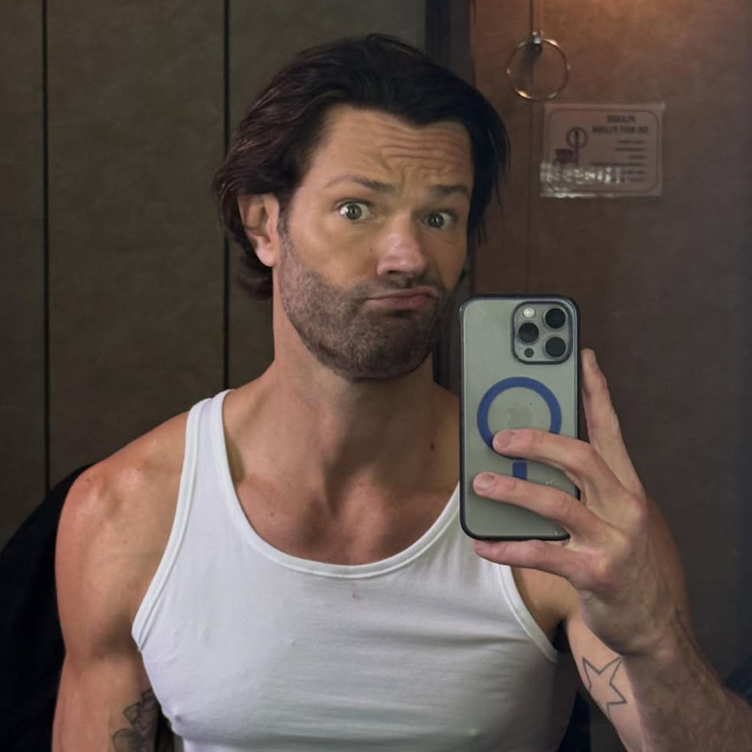 PrimeVideoBR's tweet photo. algumas coisas                           nunca mudam

#Supernatural #SamWinchester #JaredPadalecki https://t.co/uFgNEDG8cU