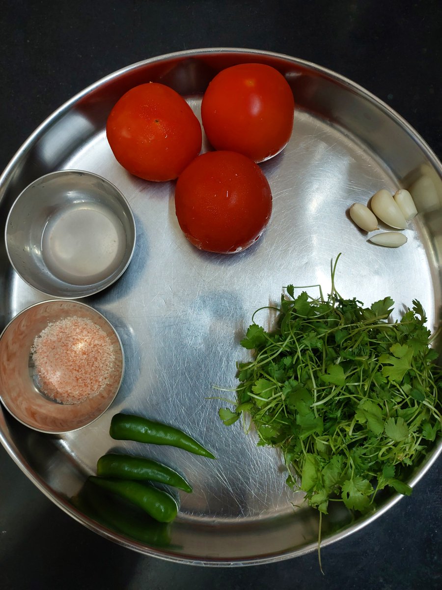 rainwatersystem's tweet image. x.com/NoFireCooking/… &amp;gt;&amp;gt; #NoFireCooking receipe by
@NoFireCooking . First receipe -how to make tomato chutney as dip sauce and spreads. A homemade dip sauce for cucumber and carrot. Spread it over sprouts. Ingredients - Tomatoes, Green Chillies, Corainder leaves, Garlic pod,