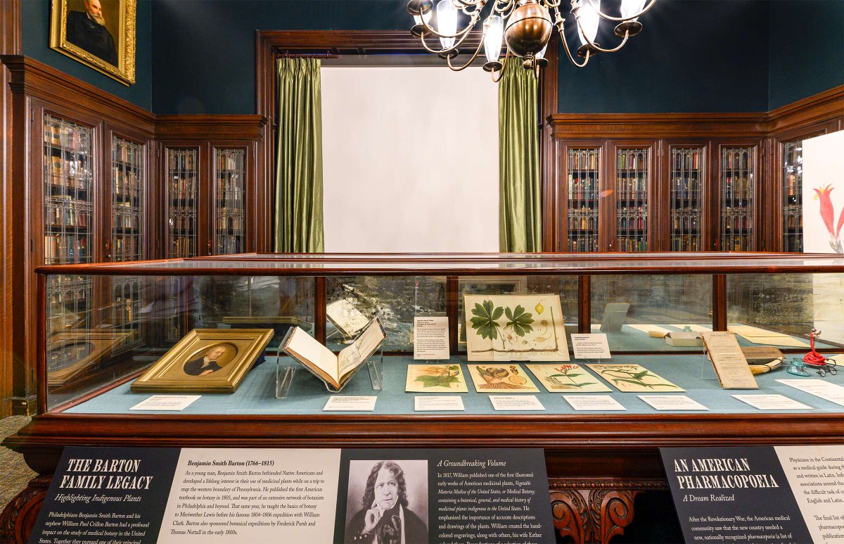 Mütter Museum tweet media