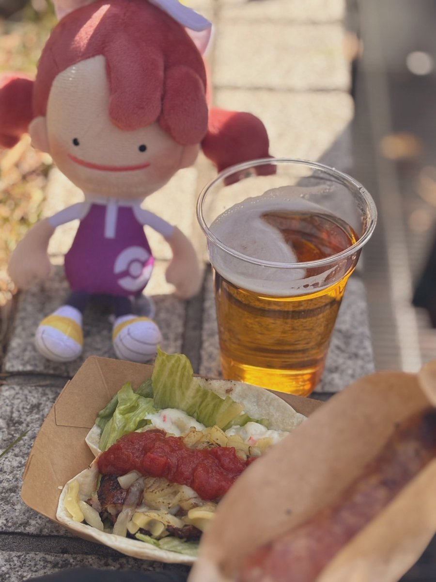 ChottoKaku's tweet photo. Dé Domhnaigh@グリーンアイルランドフェスティバル🇮🇪day1

飲んで食べてジェドゥーナ聞いて、
また飲んで食べてジェドゥーナ聞いて、
最高な1日でした‼️ https://t.co/HAvbjqNd3J