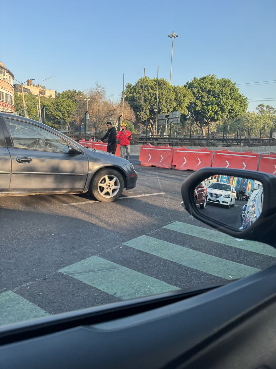 Neoliberalover tweet media