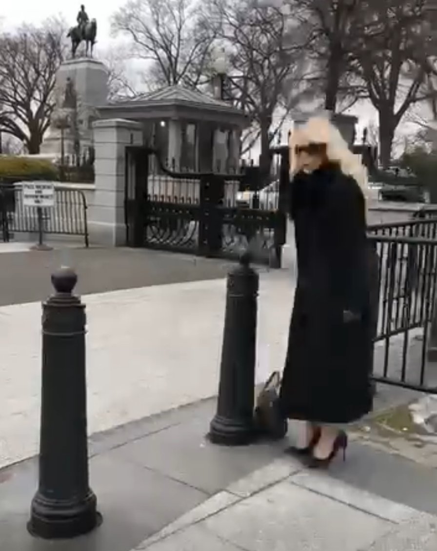 lynns_warriors's tweet image. White House. Fighting for Kids Online Safety Act S.1748 #KOSA #SupportParents #BigTechAccountability #StayTuned