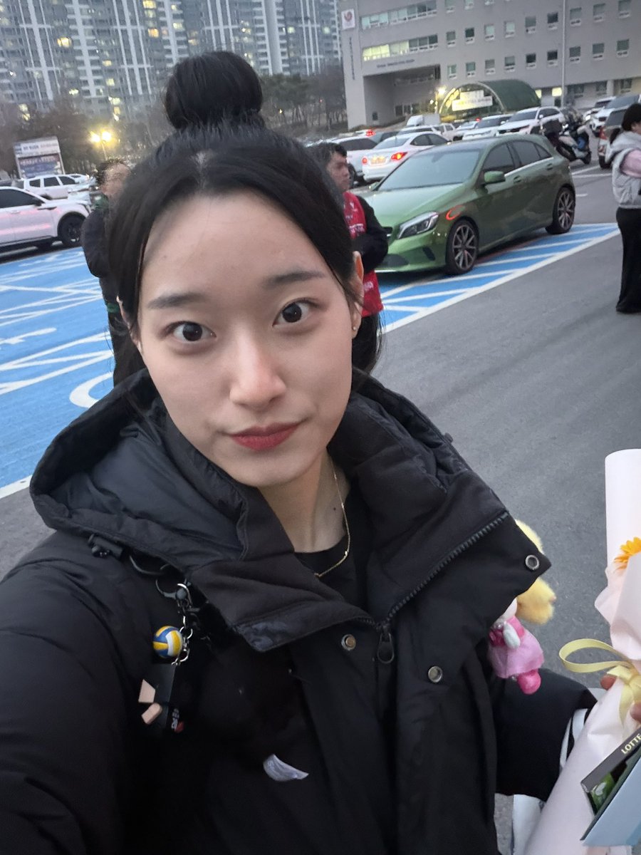 Hyo_S2_'s tweet photo. 내 사랑둥이 효서야
이번 시즌도 고생많았댜🥺🪽❤️ https://t.co/ZkHu1vENKj
