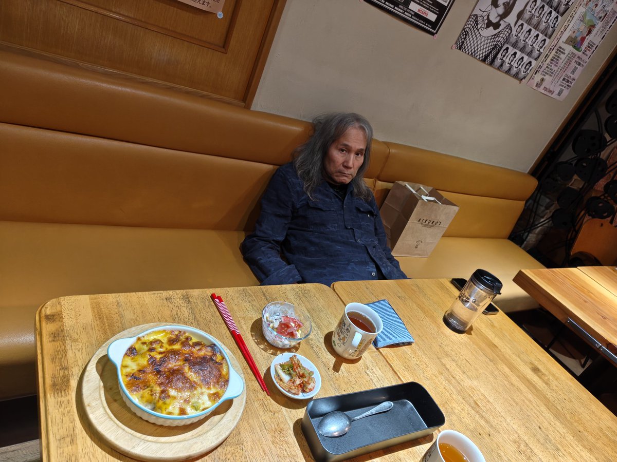 明日人間ドックのためライブ後でお腹が空いてるのにご飯が食べられなくて拗ねるACE