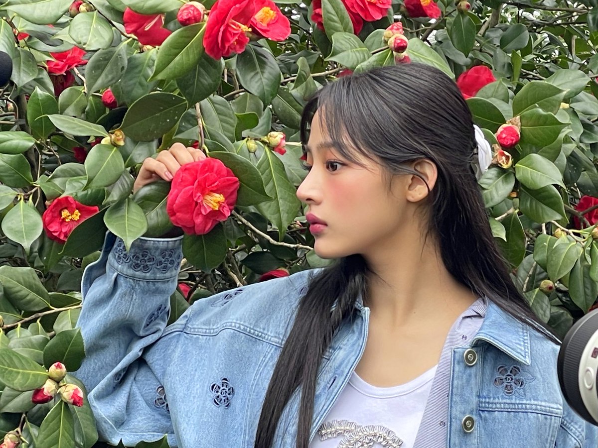 n년전 오늘의 민지 tweet media