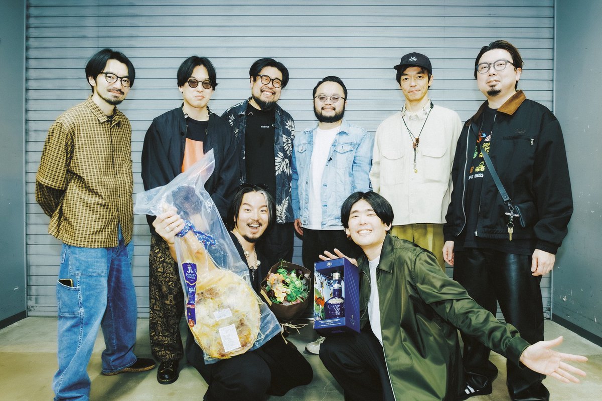 STUTS_atik's tweet photo. 今回のツアーでTAIHEI君がSTUTS Bandレギュラーから卒業しました。
5年半前に参加してもらってからTAIHEI君がバンドで大切なことを積極的にたくさん教えてくれました。
感謝の気持ちでいっぱいです🙏
これからもSuchmos、賽、N.S. DANCEMBLE、ソロ活動とても応援してます。またセッションしよう！ https://t.co/HyieVGV0Hw